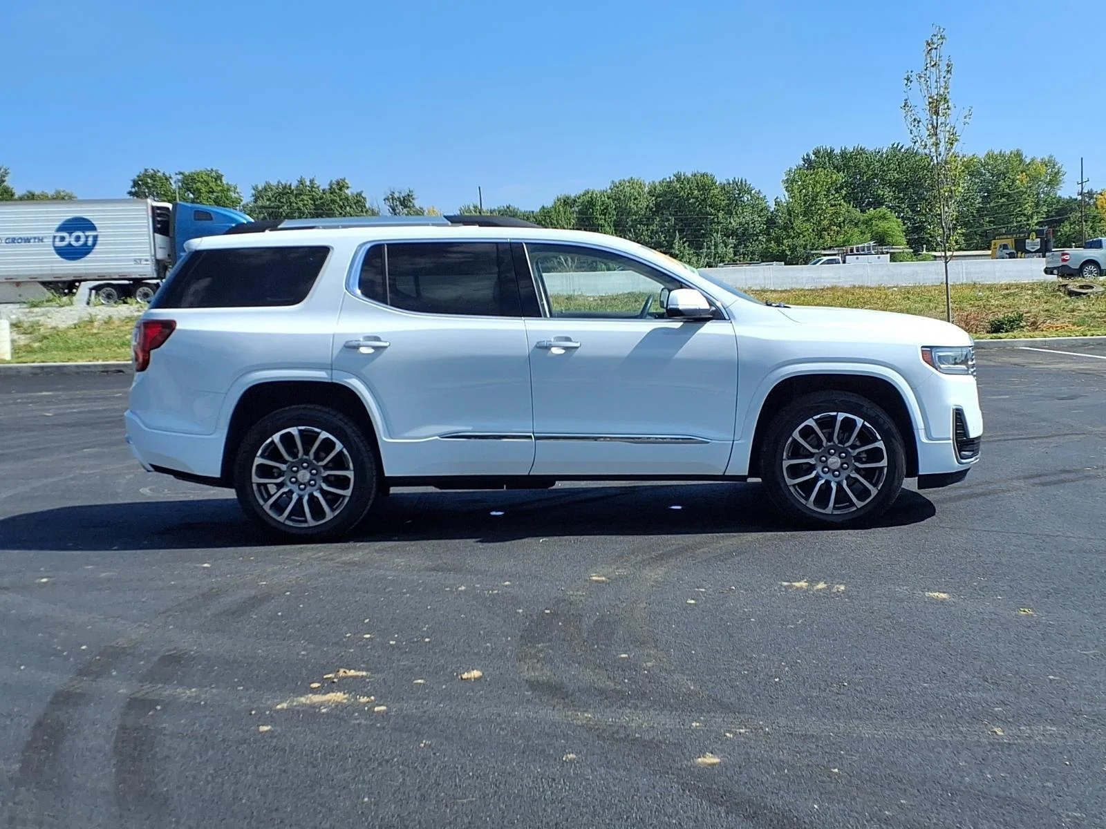 Used 2023 Summit White GMC Denali image 35