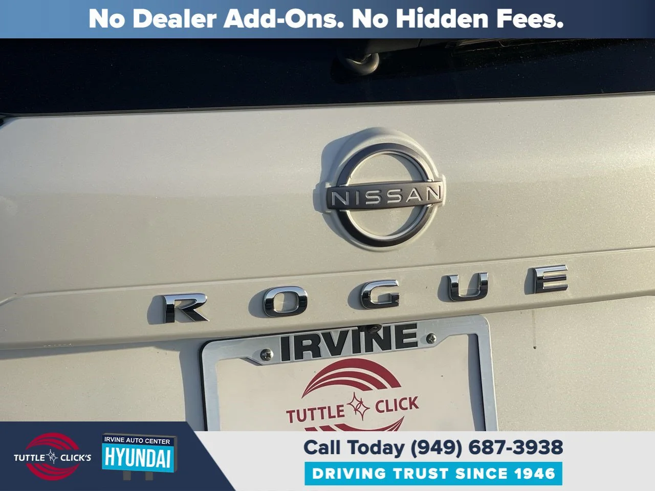 Used 2023 Pearl White Tricoat NISSAN SV image 17