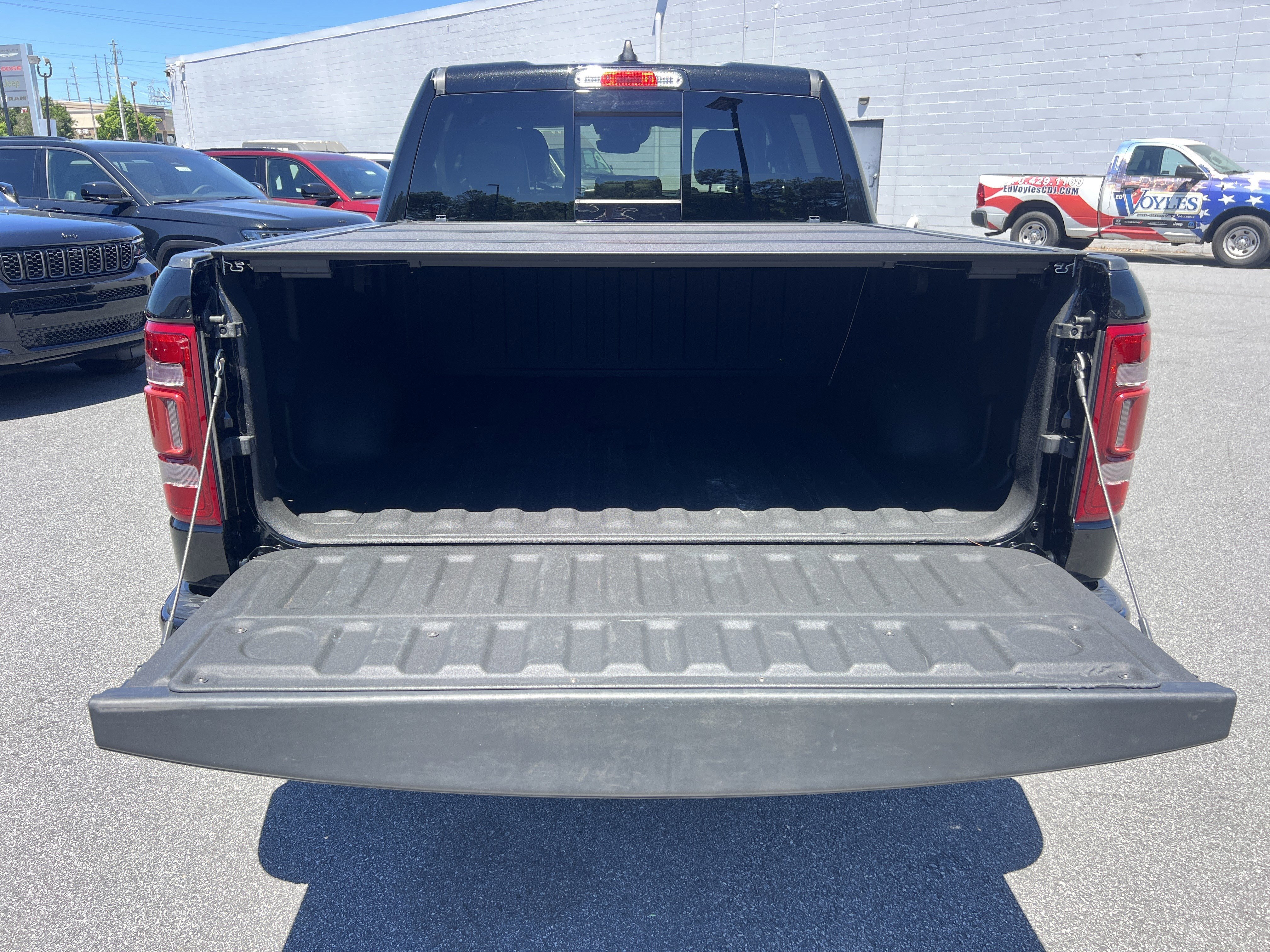 Used 2023 Diamond Black Crystal Pearlcoat Ram Laramie image 23