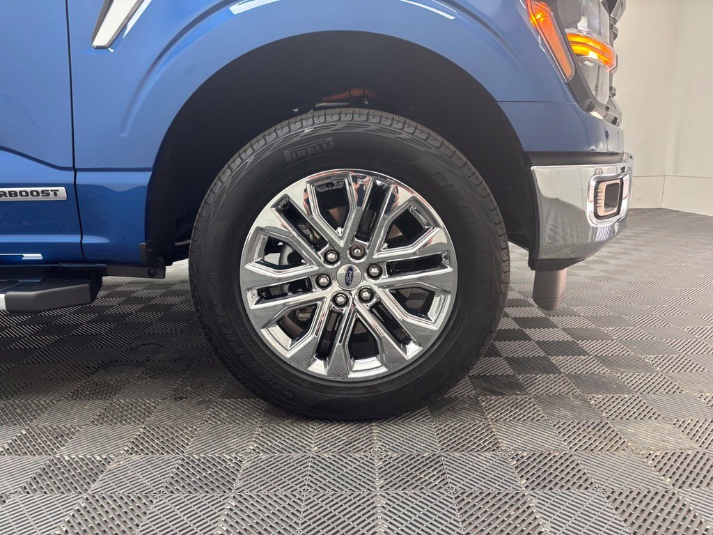 Used 2024 Blue Ford XLT image 15