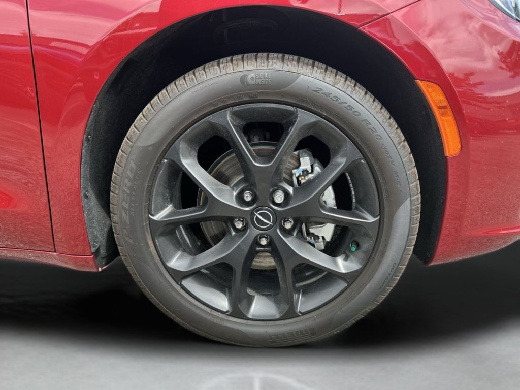 New 2026 Red Hot Pearl-Coat Exterior Paint Chrysler Select image 78
