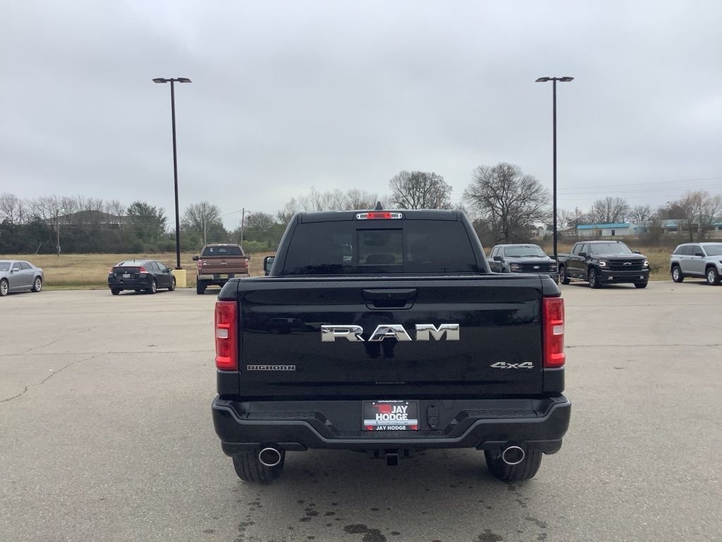 New 2026 Diamond Black Crystal Pearl-Coat Exterior Paint RAM Big Horn/Lone Star image 6