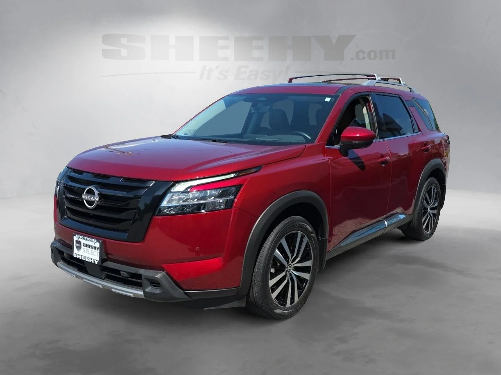 Used 2023 Red Nissan Platinum image 15