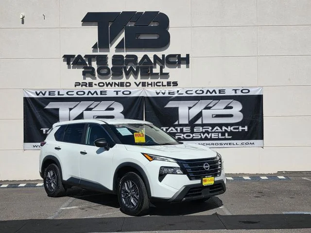 Used 2024 White Nissan S image 5
