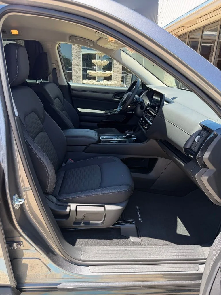 Used 2025 Gray Nissan SV image 23