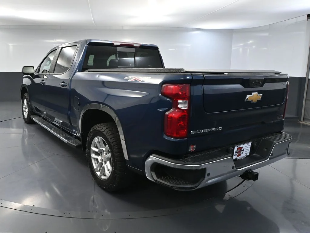 2022 Chevrolet Silverado 1500 LT - Photo 9