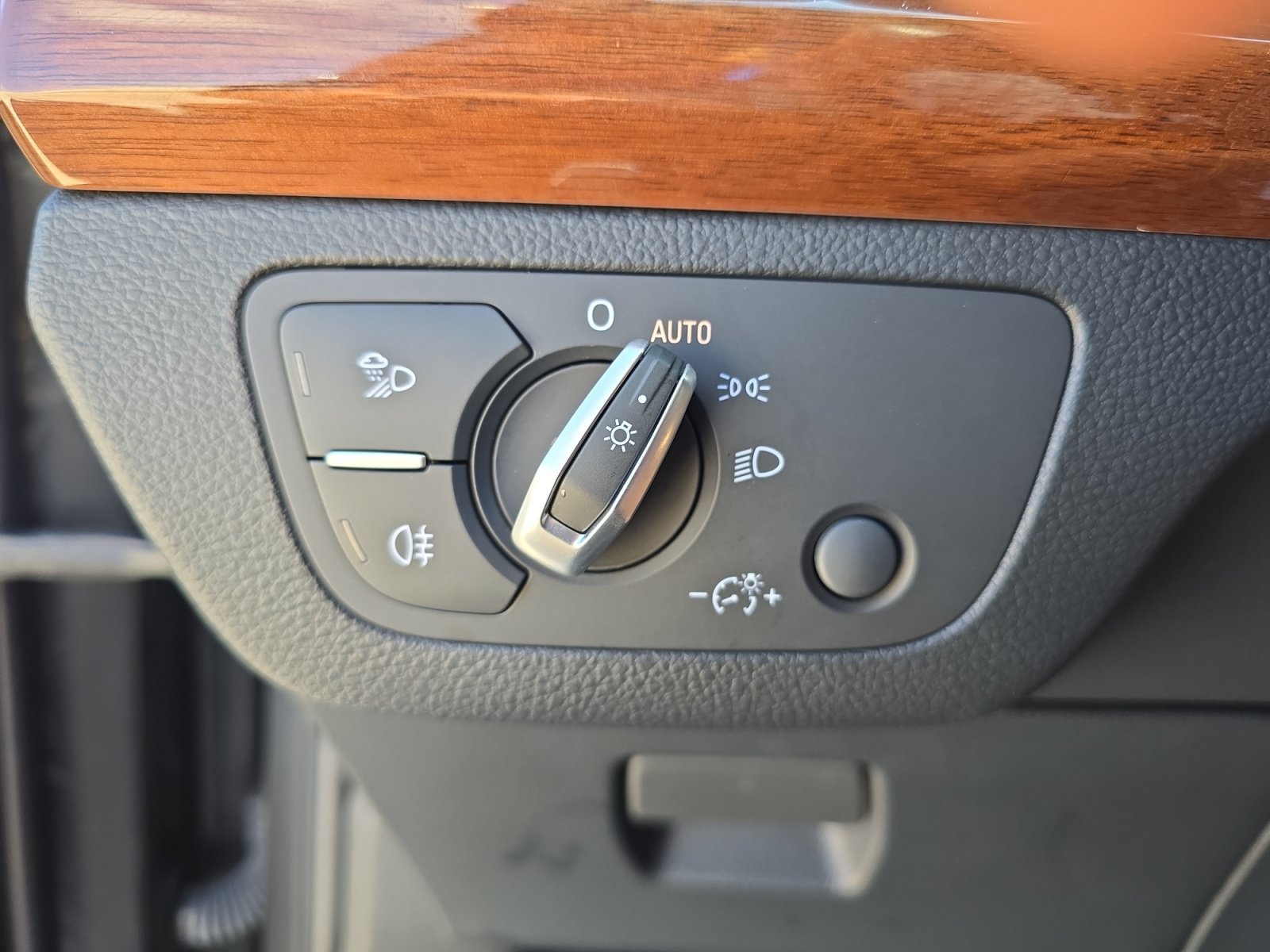 2023 Audi Q5 Premium - Photo 24