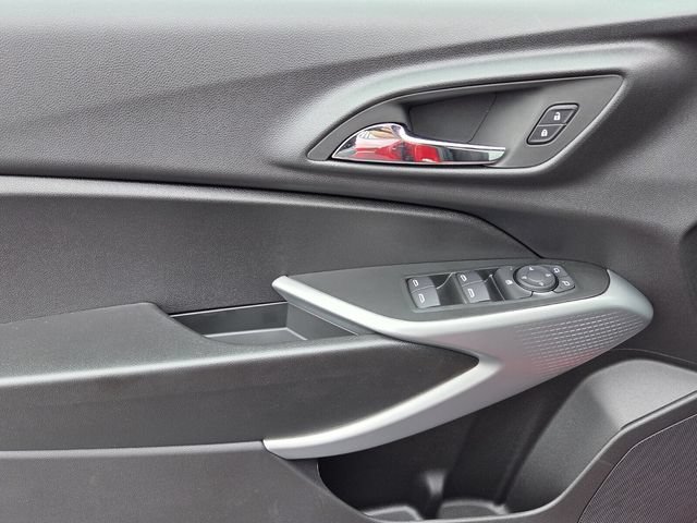 2026 Chevrolet Trax RS - Photo 11