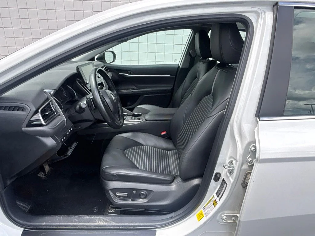 Used 2023 White Toyota SE image 3