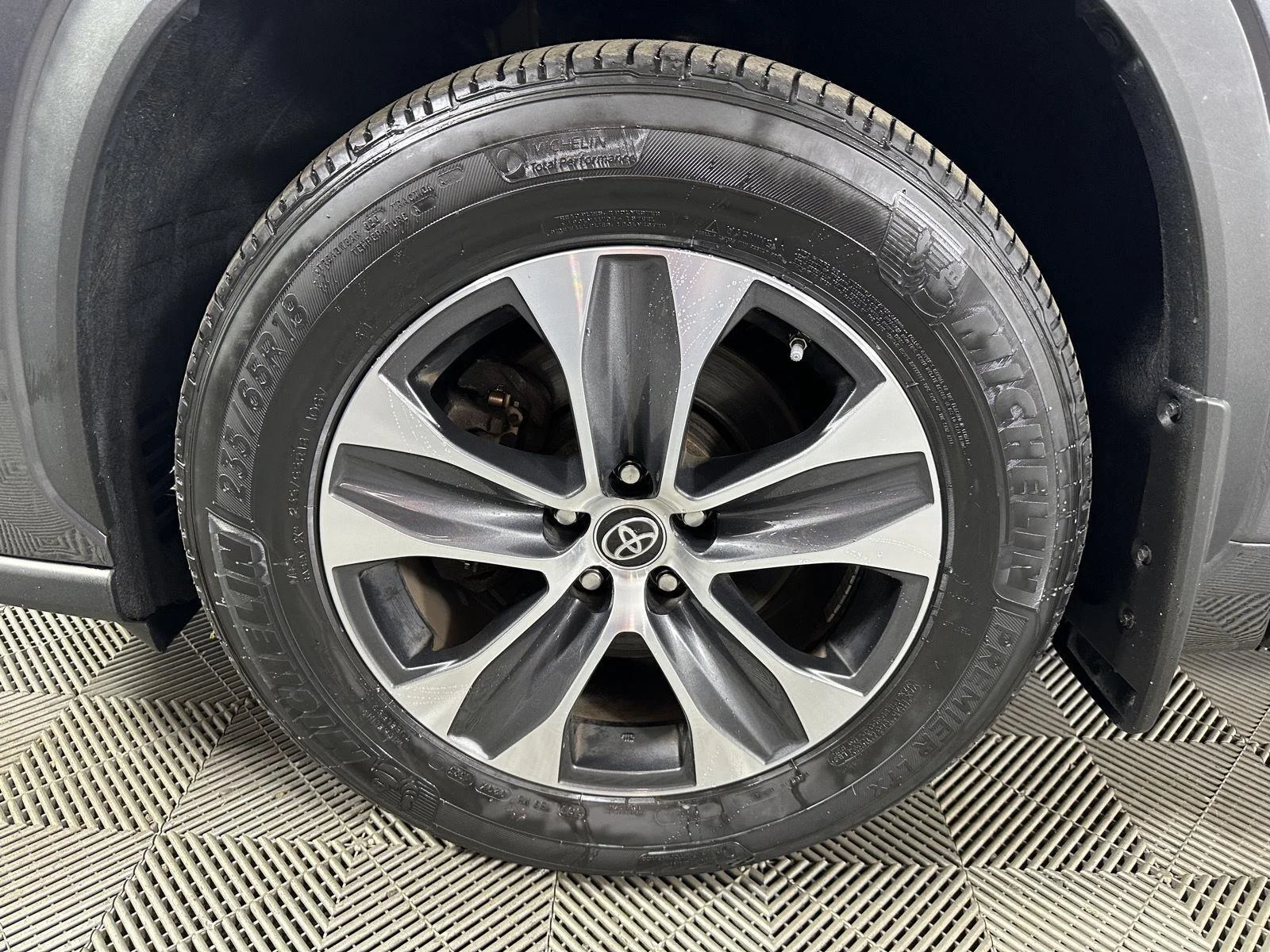 Used 2023 Magnetic Gray Metallic Toyota XLE image 10