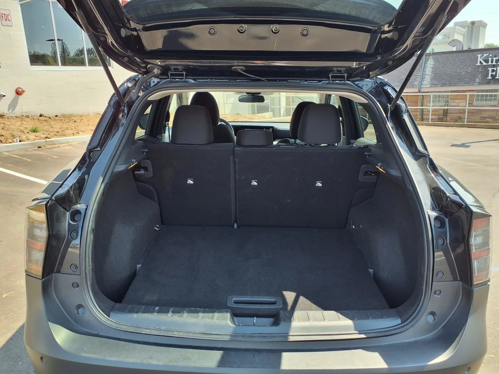 Used 2025 Super Black Nissan SV image 23