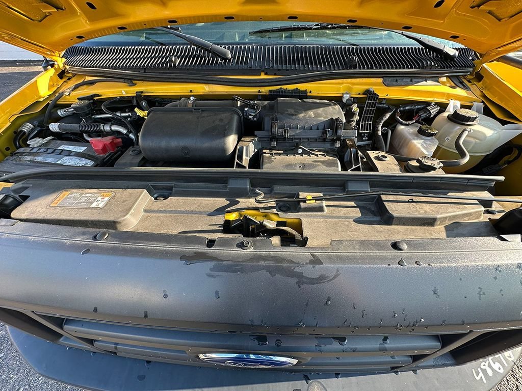 Used 2022 Yellow Ford CUTWY image 34