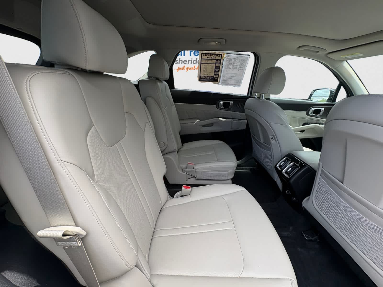 Used 2023 Glacial White Pearl Kia SX image 23