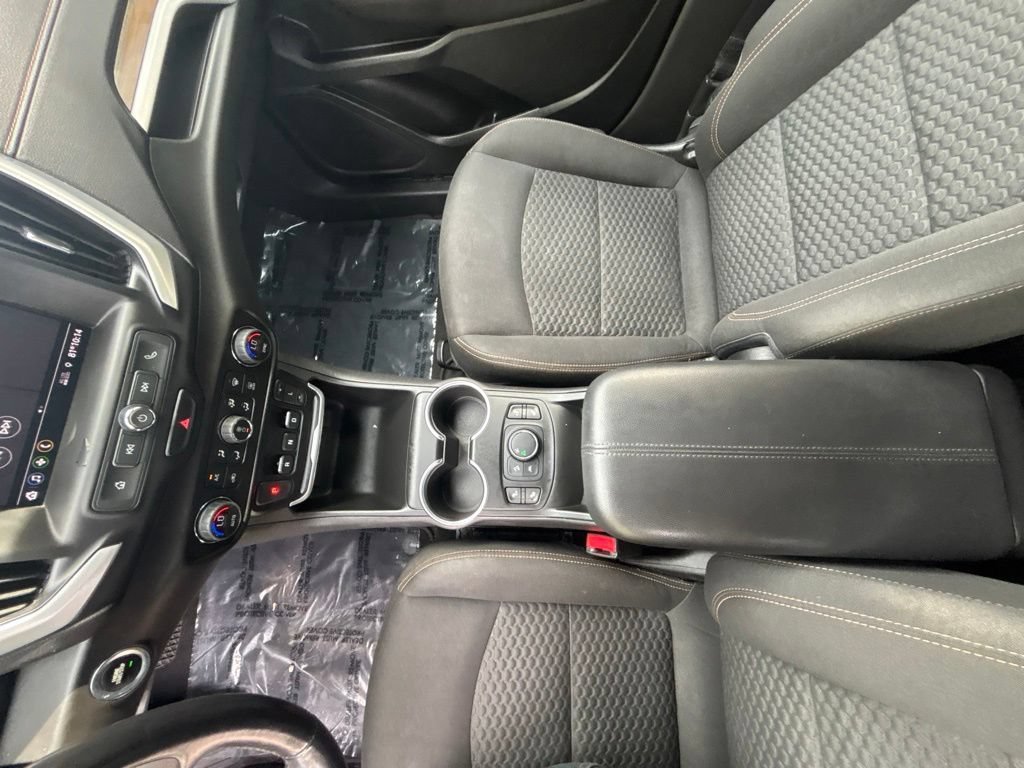 Used 2020 GRAPHITE GRAY METALLIC GMC SLE image 21