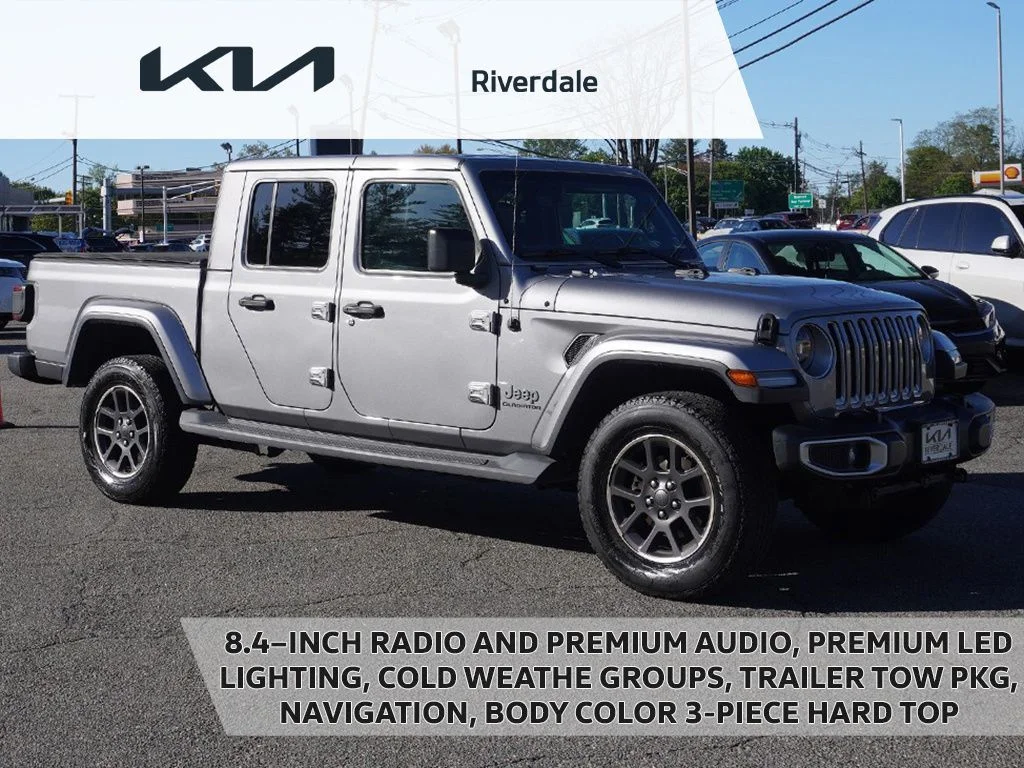 2020 Jeep Gladiator Overland's photo