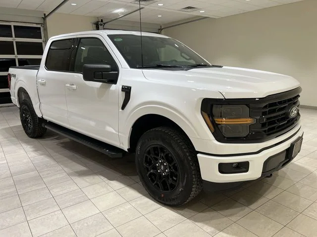 New 2026 Oxford White Ford XLT image 7