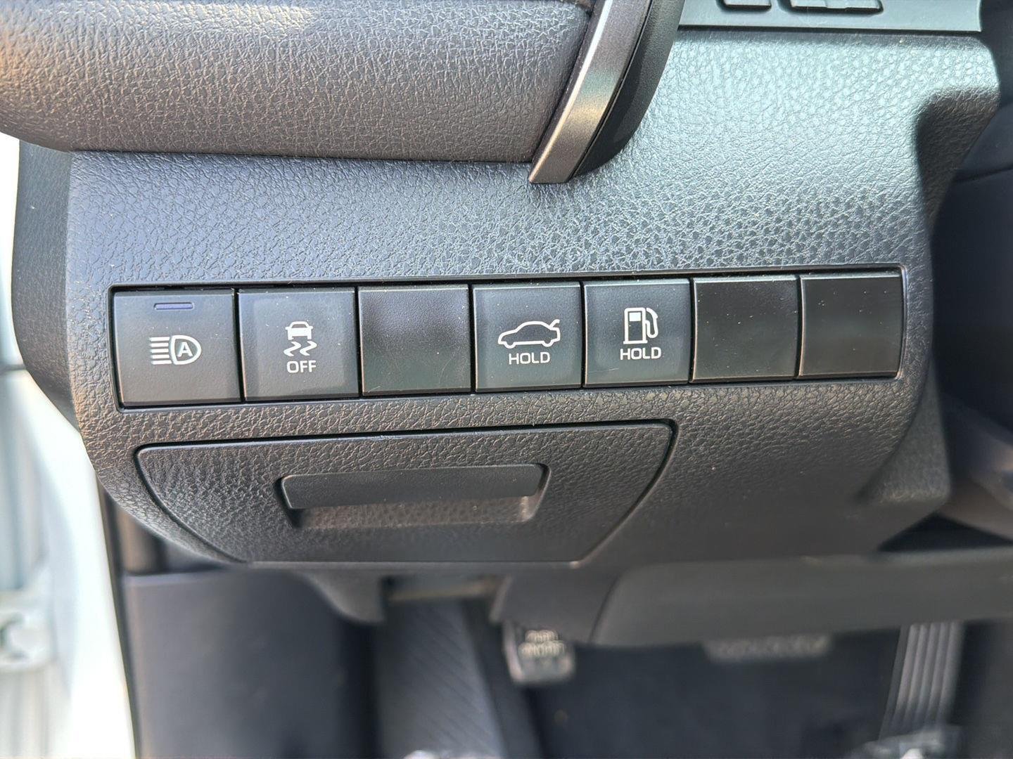 Used 2024 Ice Cap Toyota SE image 19