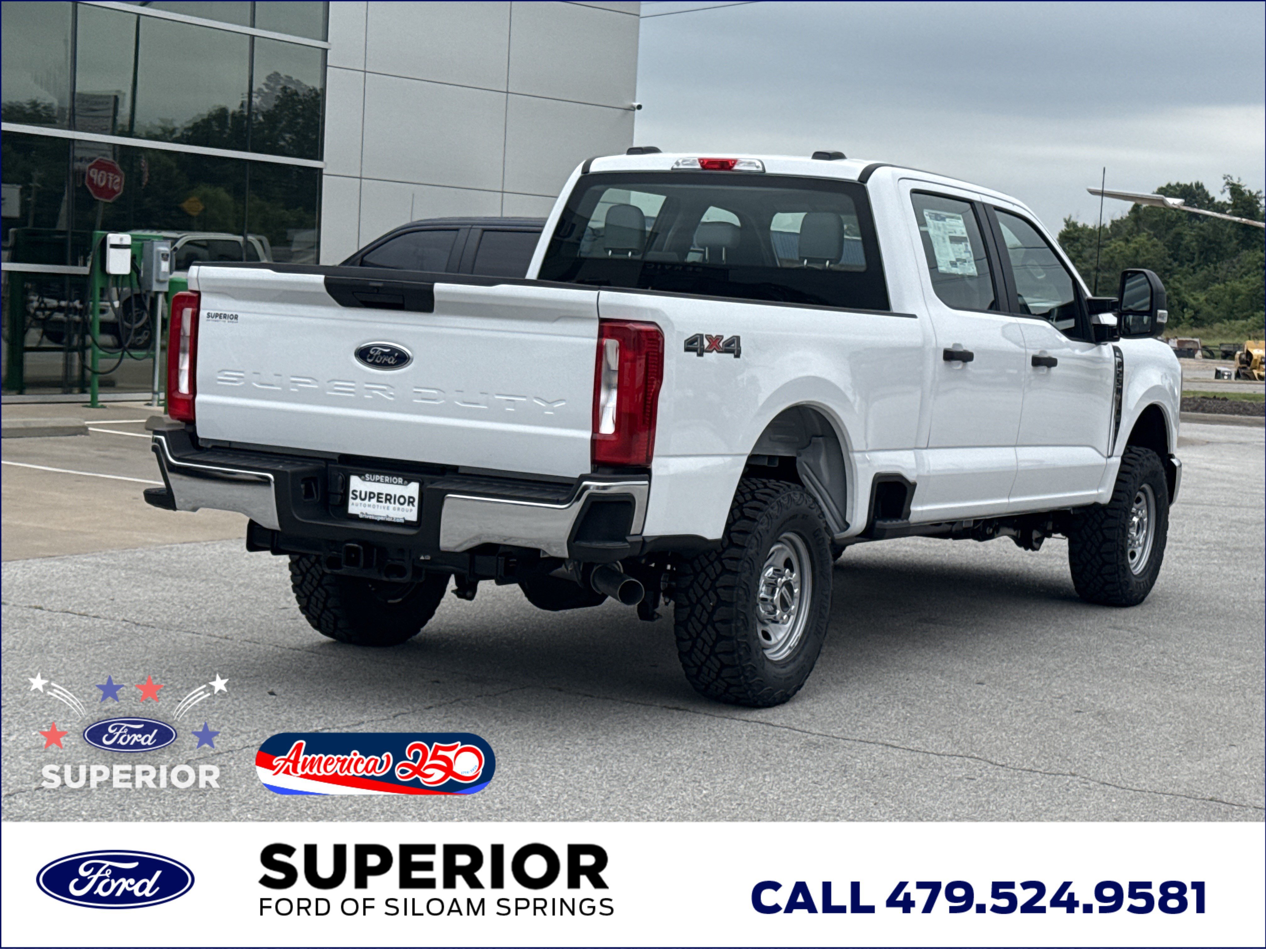 New 2026 Oxford White Ford XL 4WD image 3