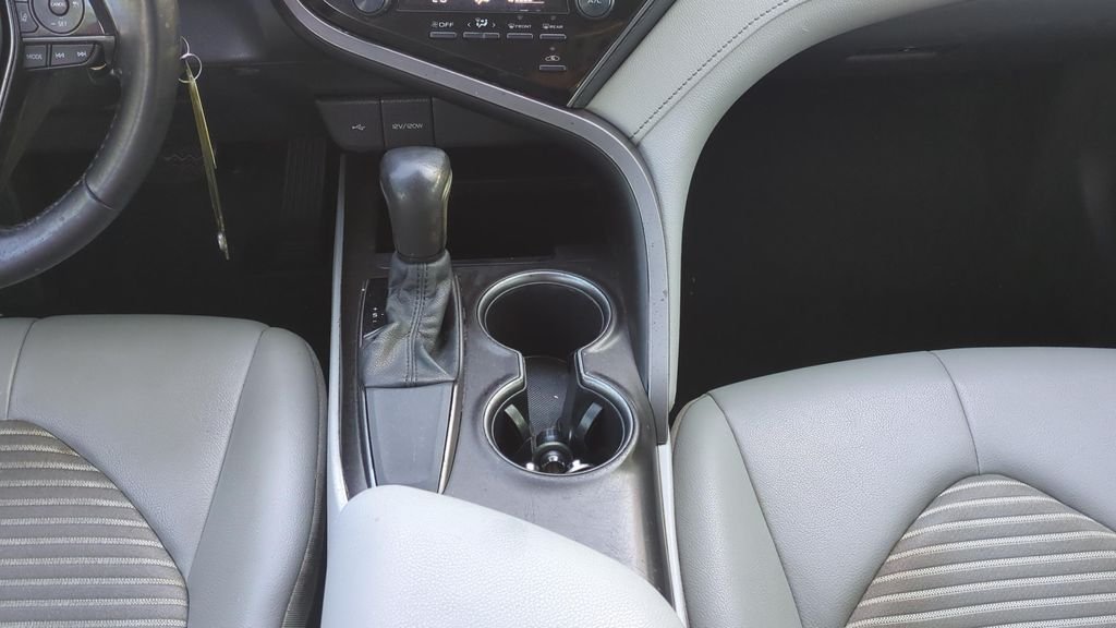 Used 2021 Red Toyota SE image 17