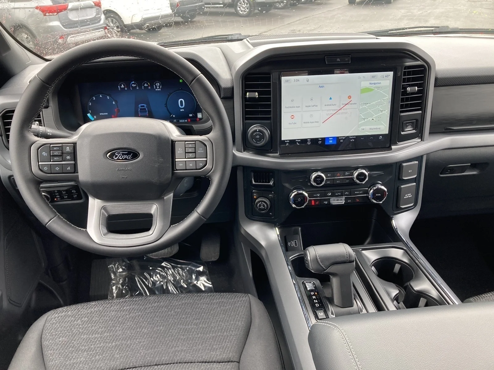 New 2026 Agate Black Metallic Ford XLT image 7