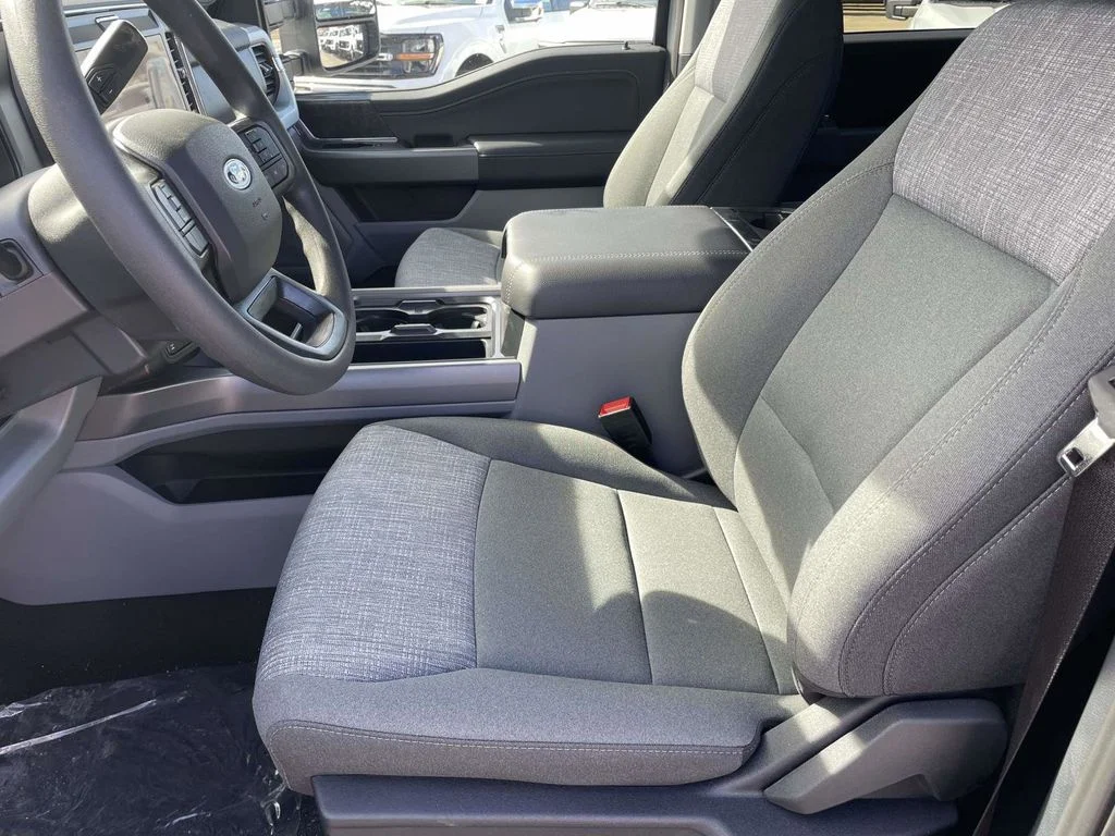 New 2026 Avalanche Ford F-250® XLT image 13