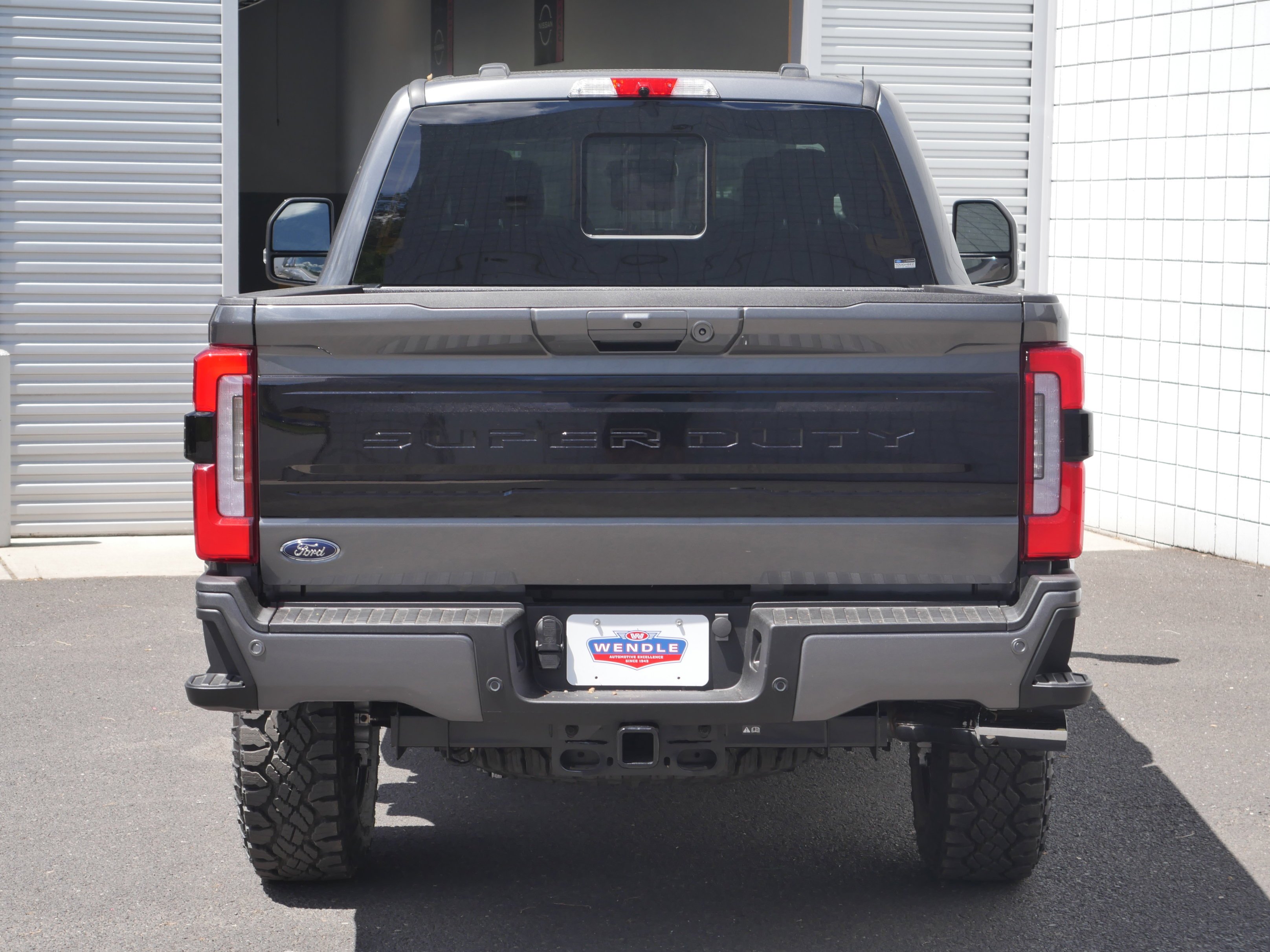 New 2026 Carbonized Gray Metallic Ford F-350® Platinum® image 27