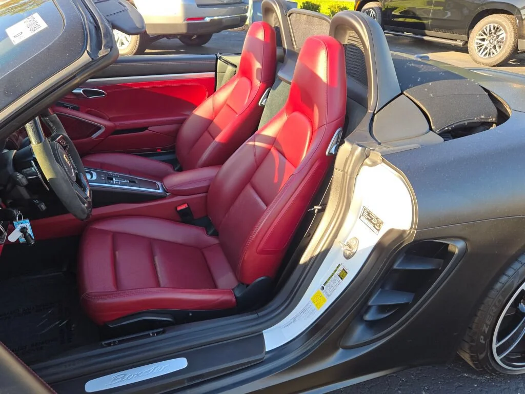Used 2018 Black Porsche Base image 33