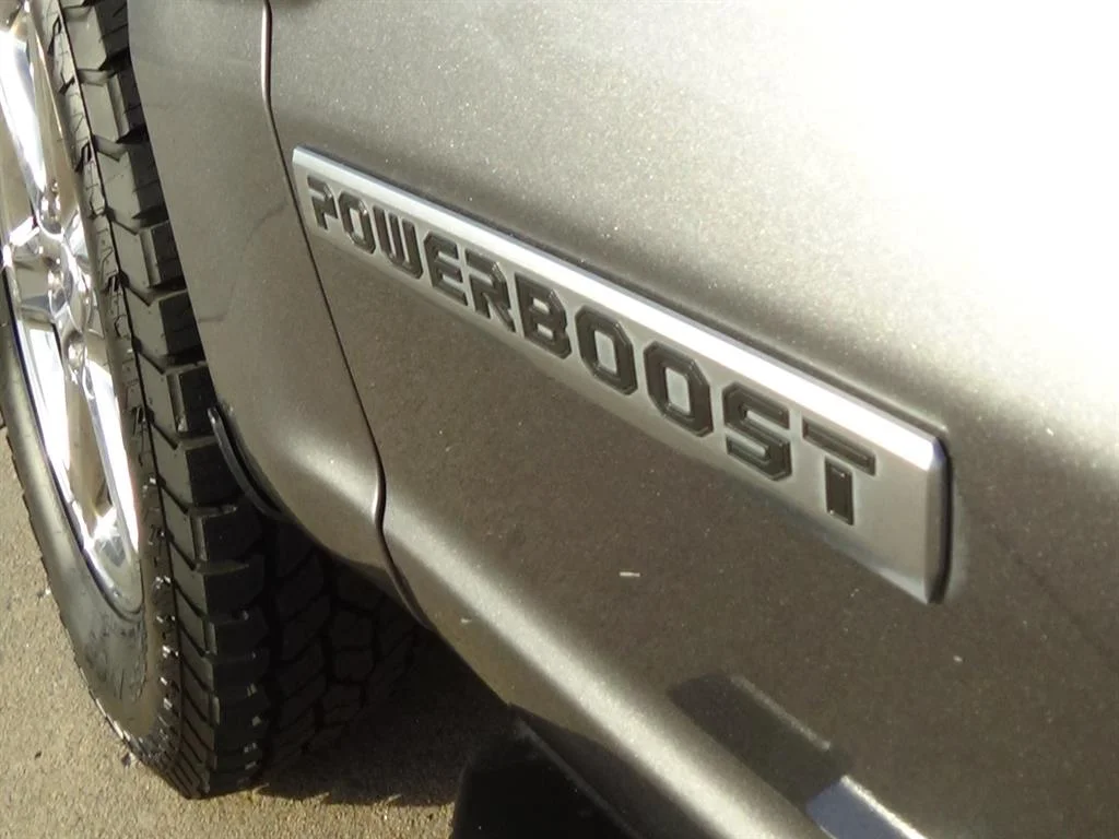 Certified Used 2024 Carbonized Gray M7 Ford XLT image 12