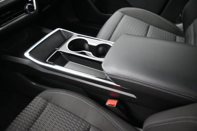 Used 2025 Gray Chevrolet LT image 31