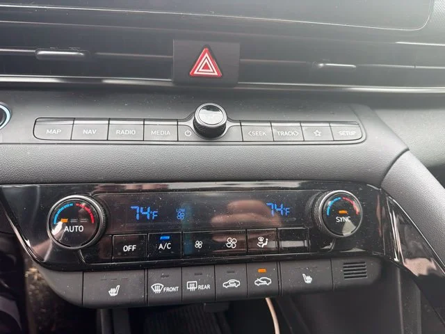 Used 2025 Blue Hyundai Base image 15