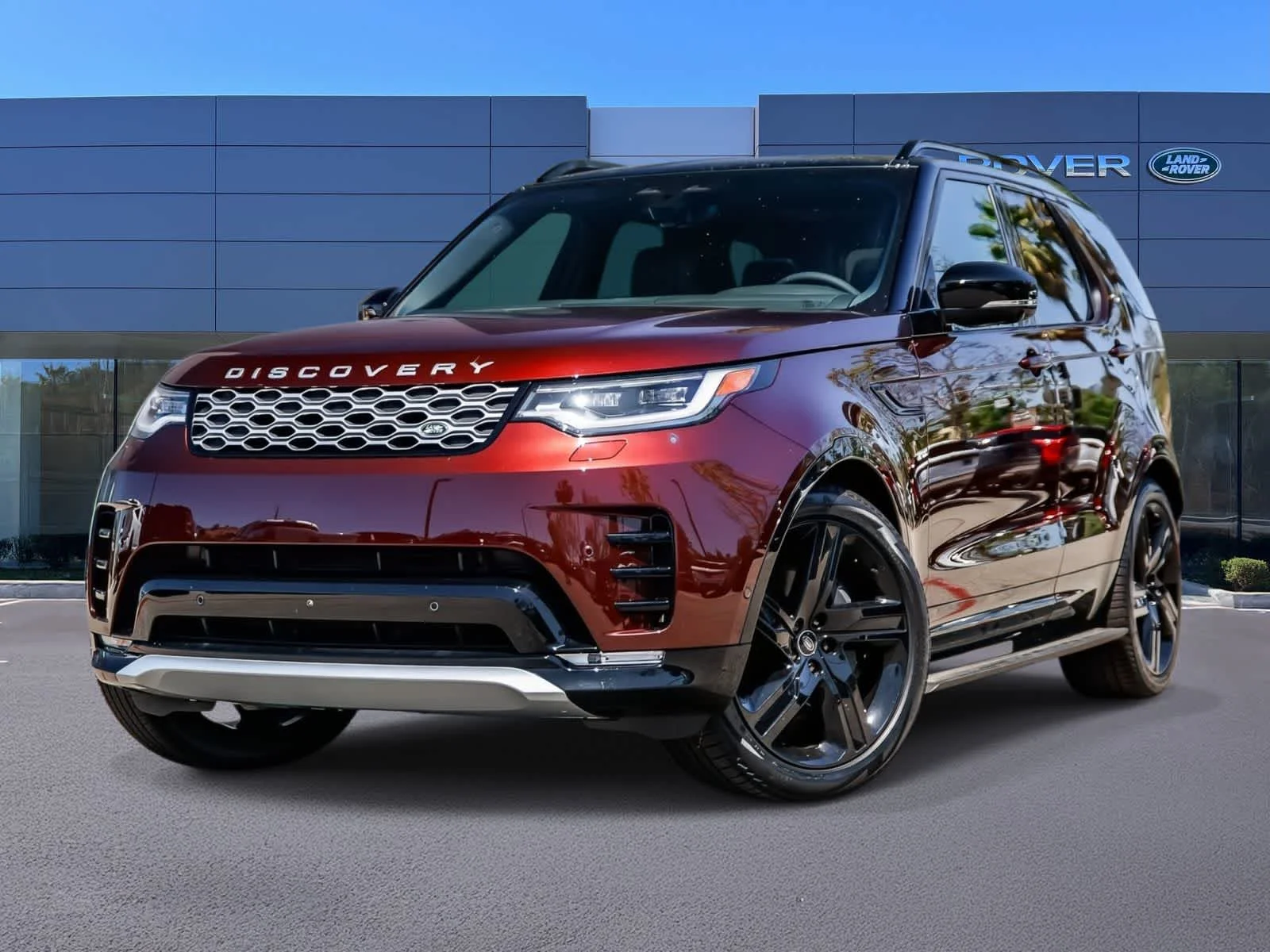 2026 Land Rover Discovery P360 Gemini Edition's photo