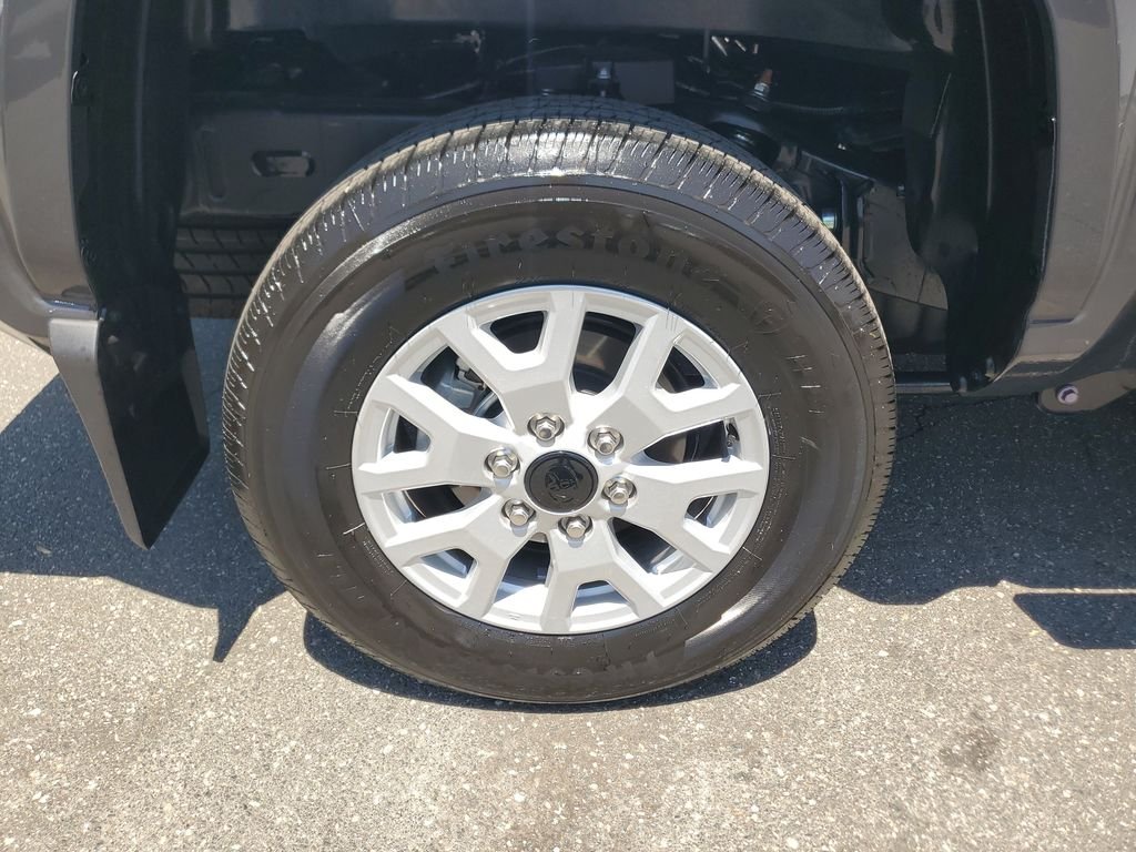 Used 2026 Underground Toyota SR5 image 5