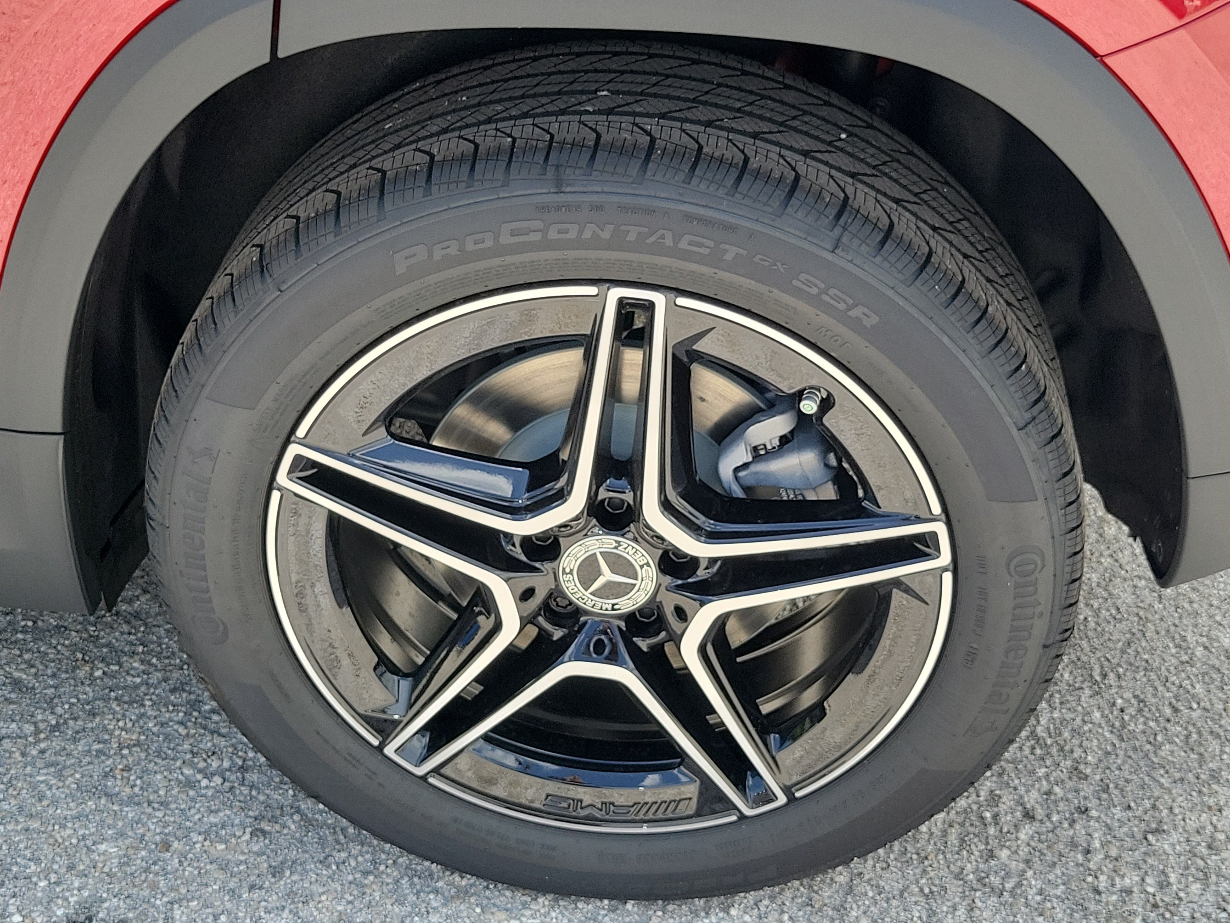 New 2026 MANUFAKTUR Patagonia Red Metallic Mercedes-Benz GLA 250 image 39