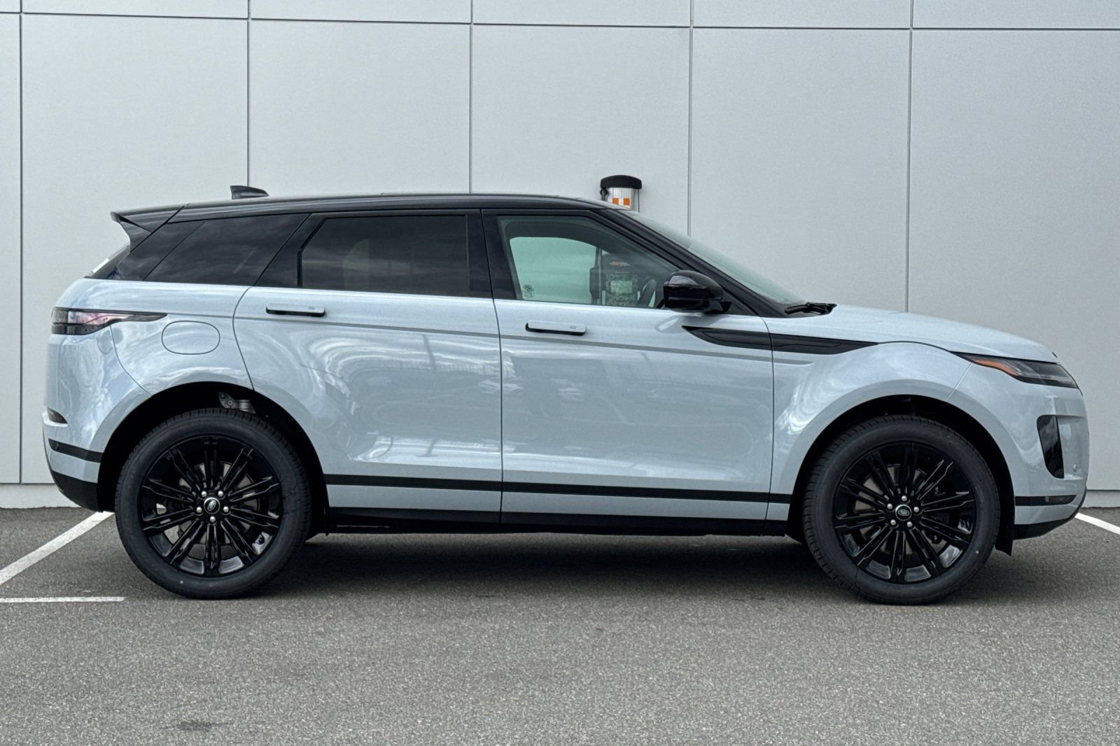 2026 Land Rover Range Rover Evoque S - Photo 6