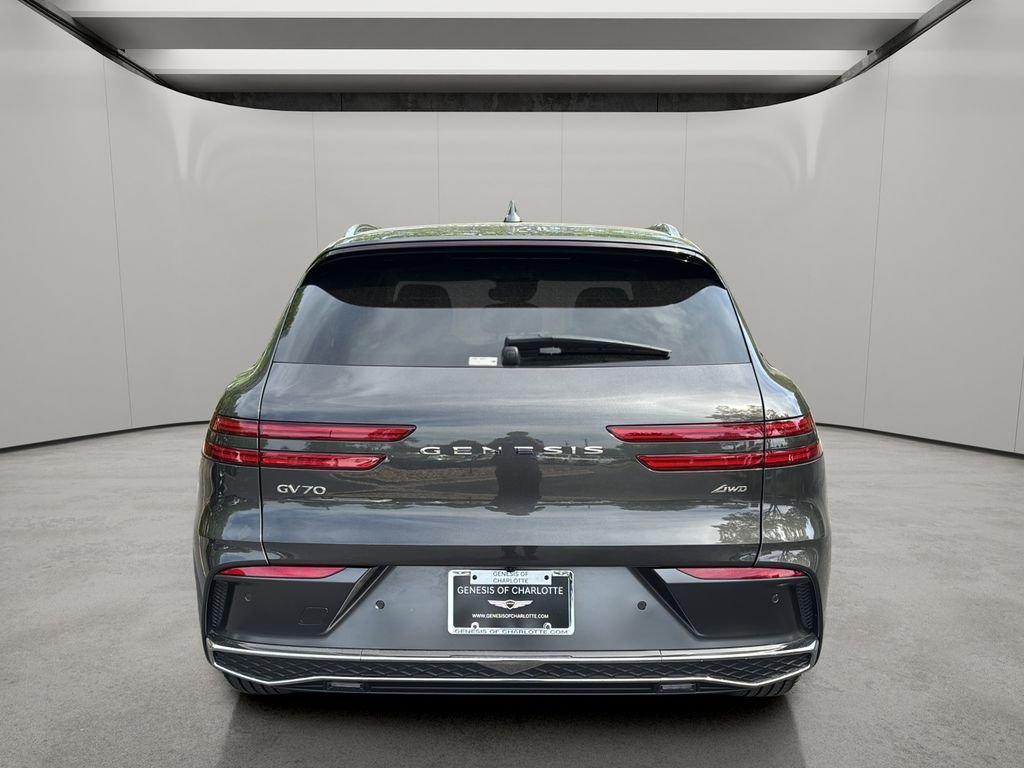 Certified Used 2026 Makalu Gray Genesis 2.5T image 4