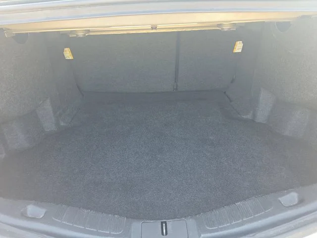 Used 2018 Silver Ford SE image 13