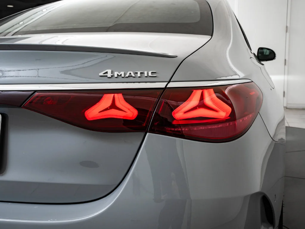 New 2026 Manufaktur Alpine Gray Mercedes-Benz E 350 image 9