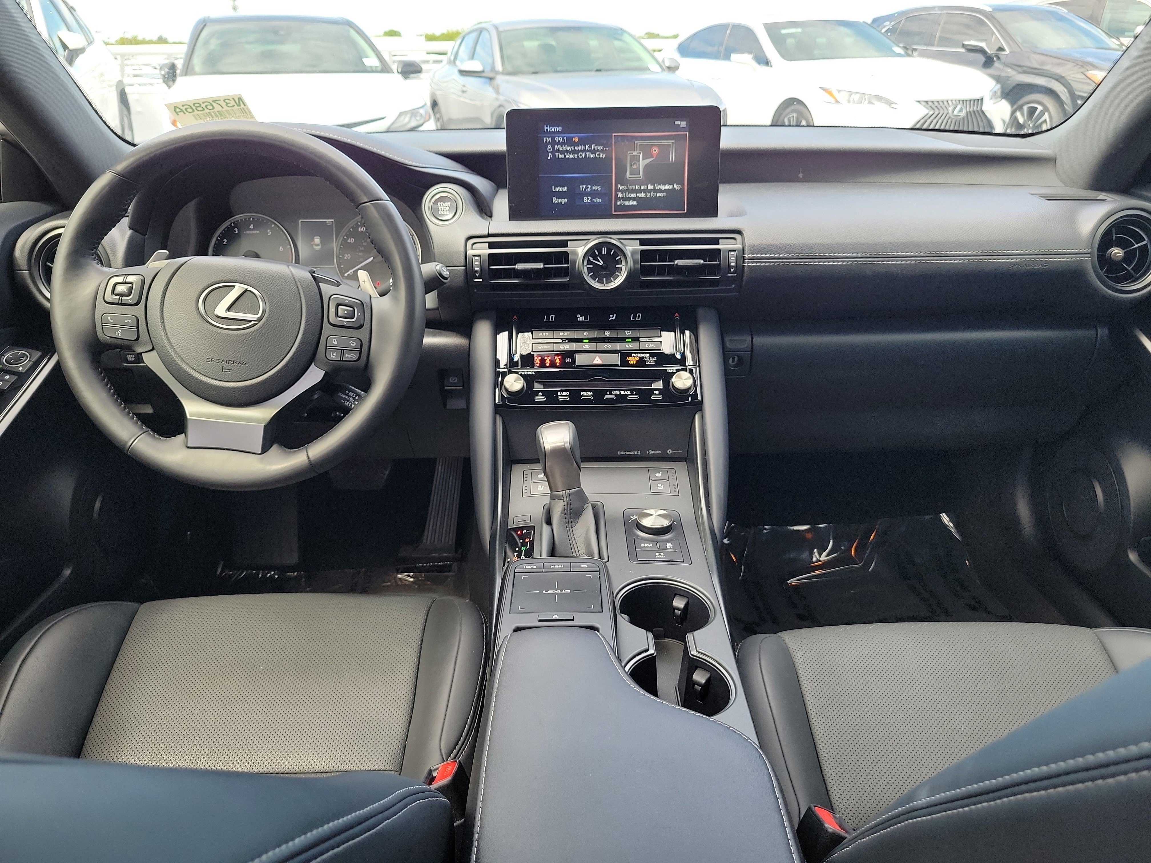 Used 2024 White Pearl Lexus 300 image 14