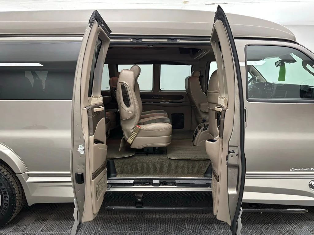 Used 2019 Bronze GMC Explorer Limited SE image 6