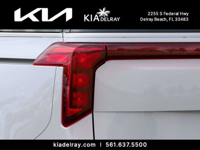 New 2026 Snow White Pearl Kia LXS image 11