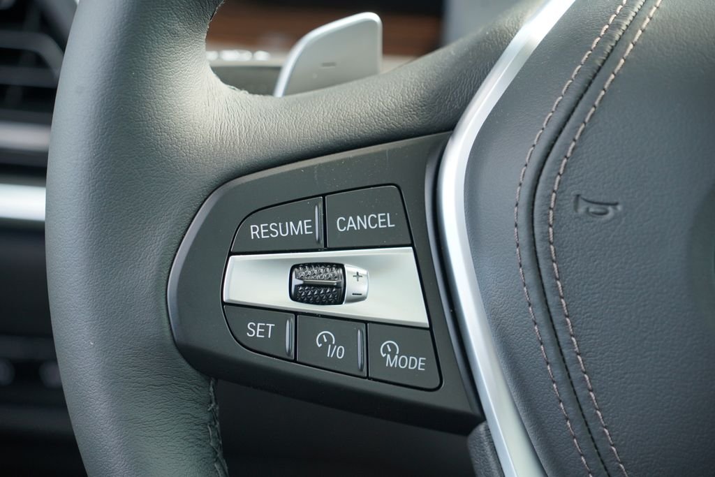 New 2026 Alpine White BMW sDrive40i image 20
