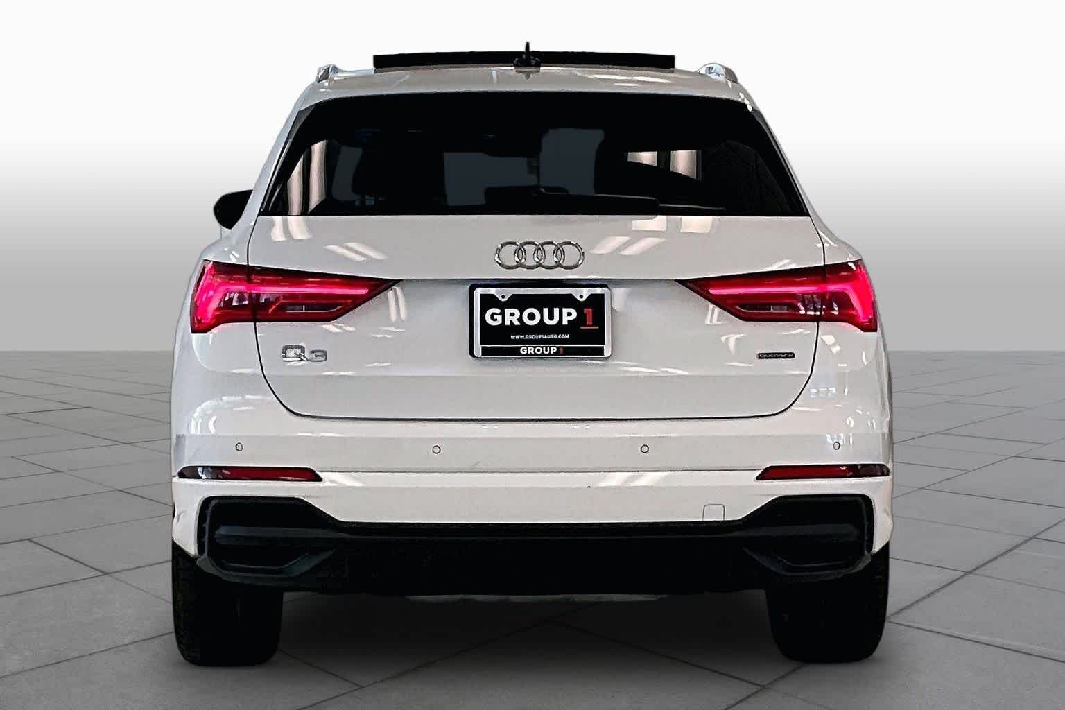 Used 2023 Mythos Black Metallic Audi S line Premium image 4