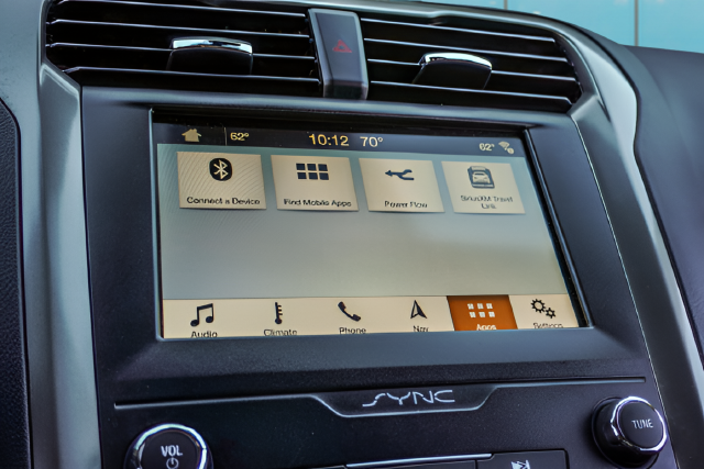 Used 2019 Blue Ford SEL image 20