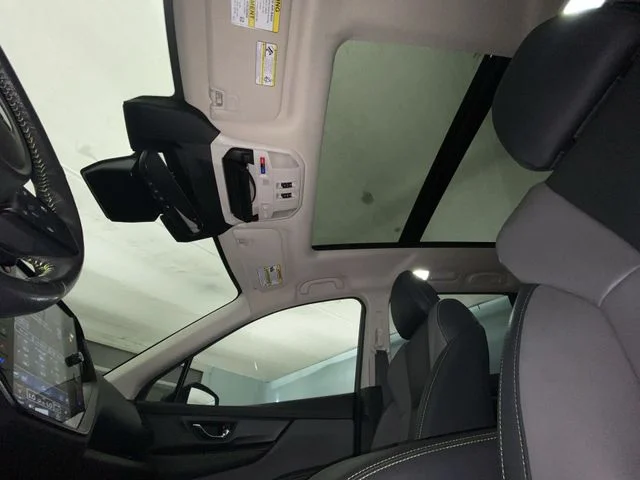 Used 2024 White Subaru Onyx Edition image 21