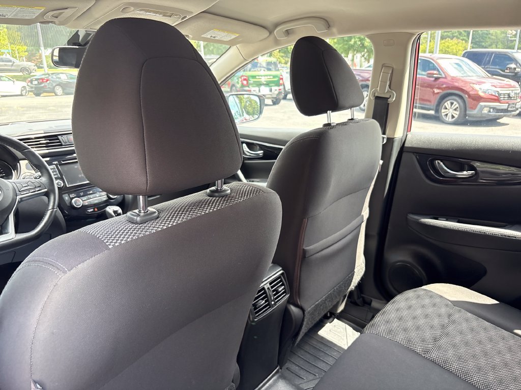 Used 2020 Red Nissan SV image 25