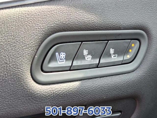 Used 2023 Silver Cadillac Premium image 29