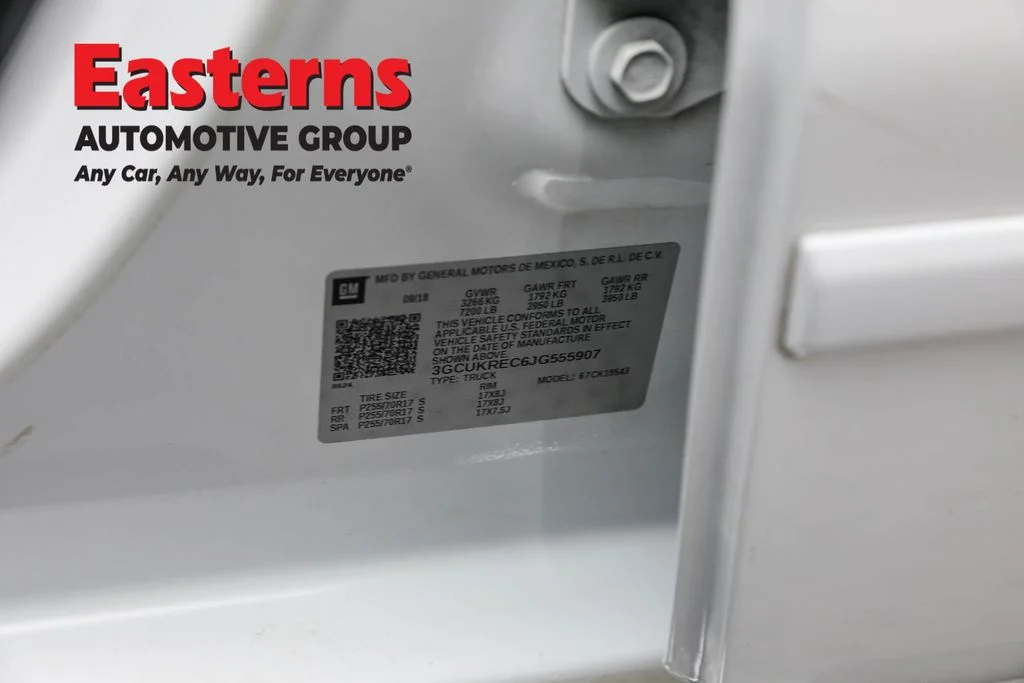 Used 2018 White Chevrolet LT image 35
