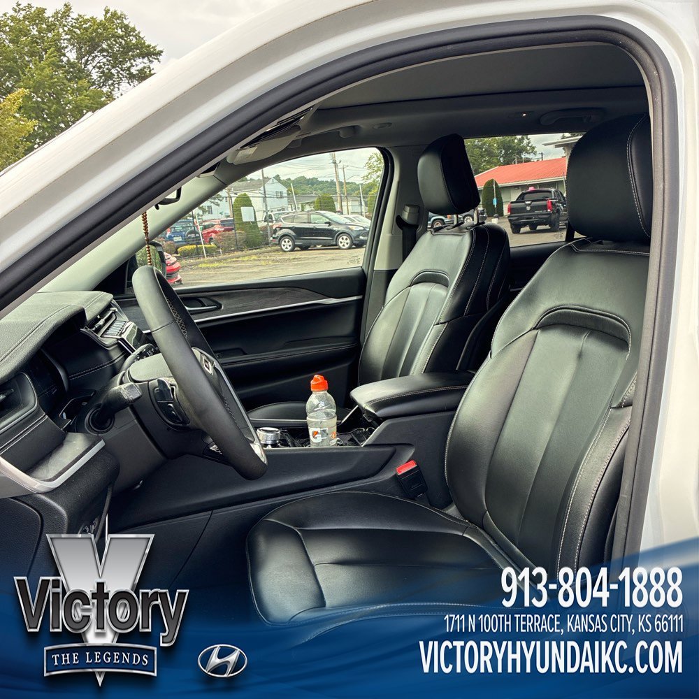 Used 2023 White Jeep Limited image 8