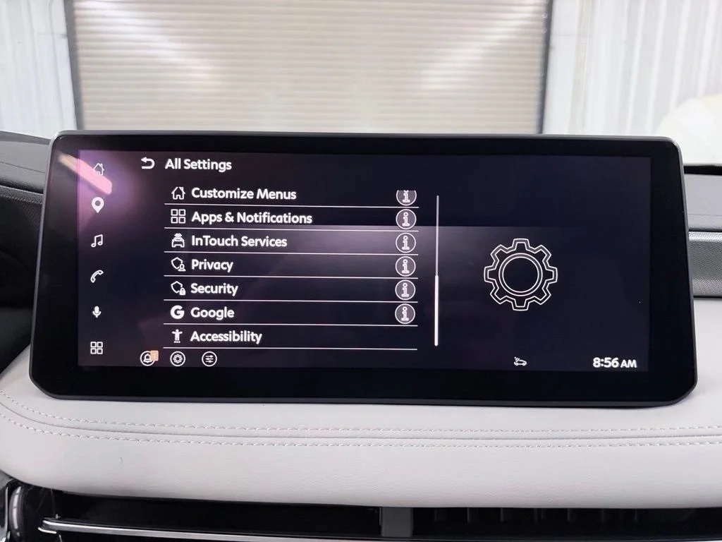 New 2027 RADIANT WHITE INFINITI Luxe AWD image 27