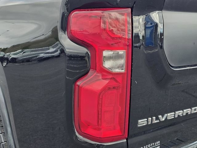 Used 2022 Black Chevrolet LTZ image 11